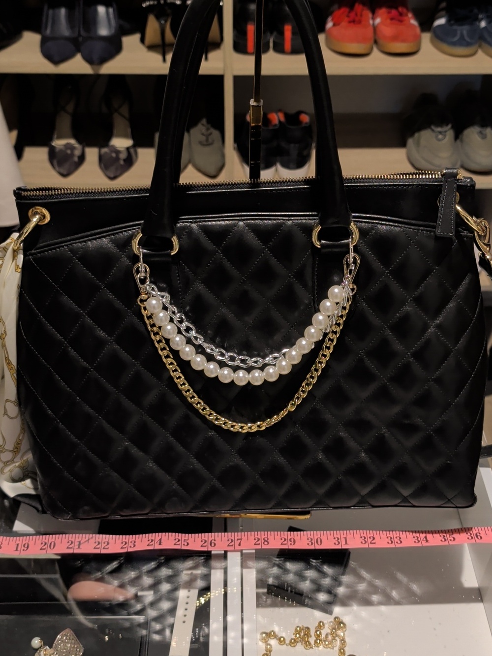 Black Genuine Leather Quilted Handbag - Picture 9 of 11
